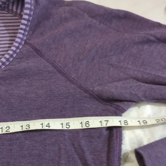 Size M Lululemon Purple Striped Long Sleeve Reversible Shirt - Picture 12 of 16